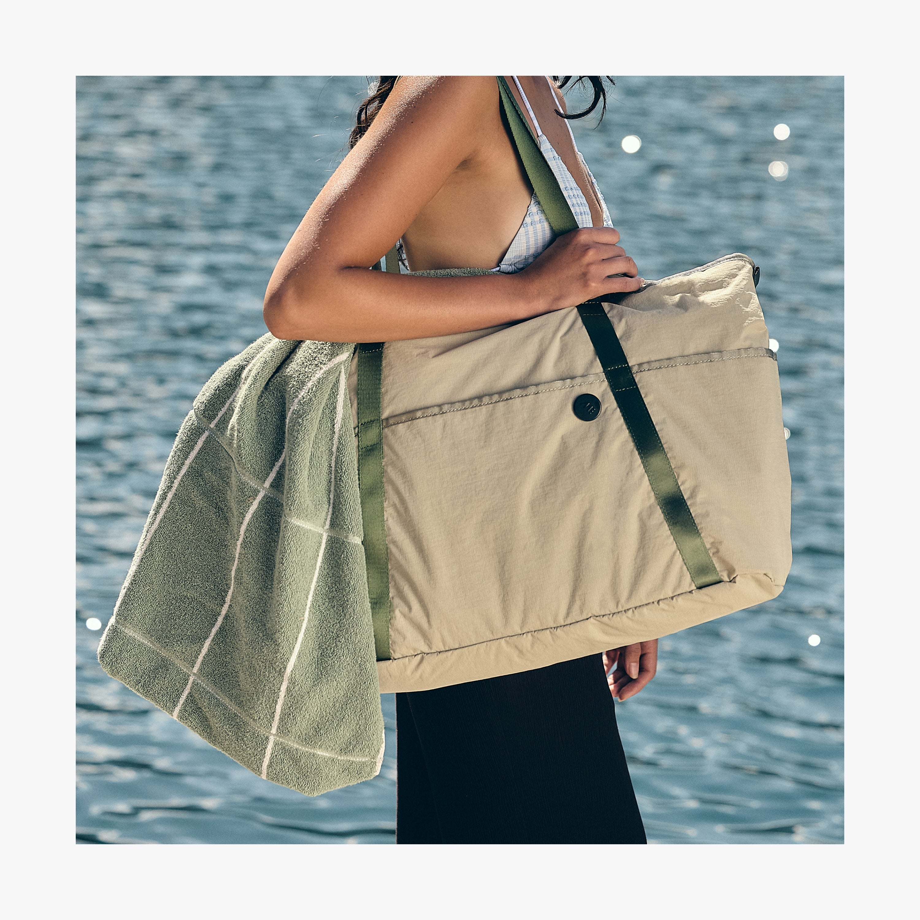Field Tote